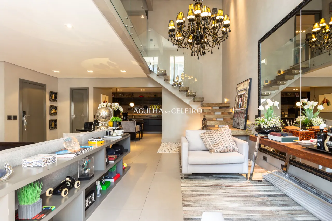 Apartamento duplex impecável pronto para morar em excelente localização. – AP7425