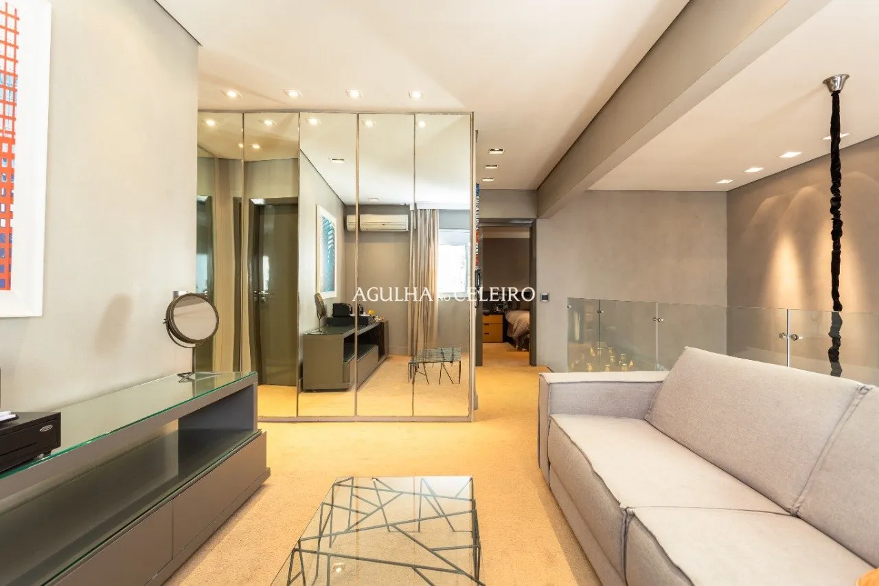 Apartamento duplex impecável pronto para morar em excelente localização. – AP7425