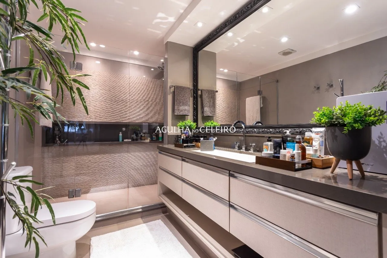 Apartamento duplex impecável pronto para morar em excelente localização. – AP7425