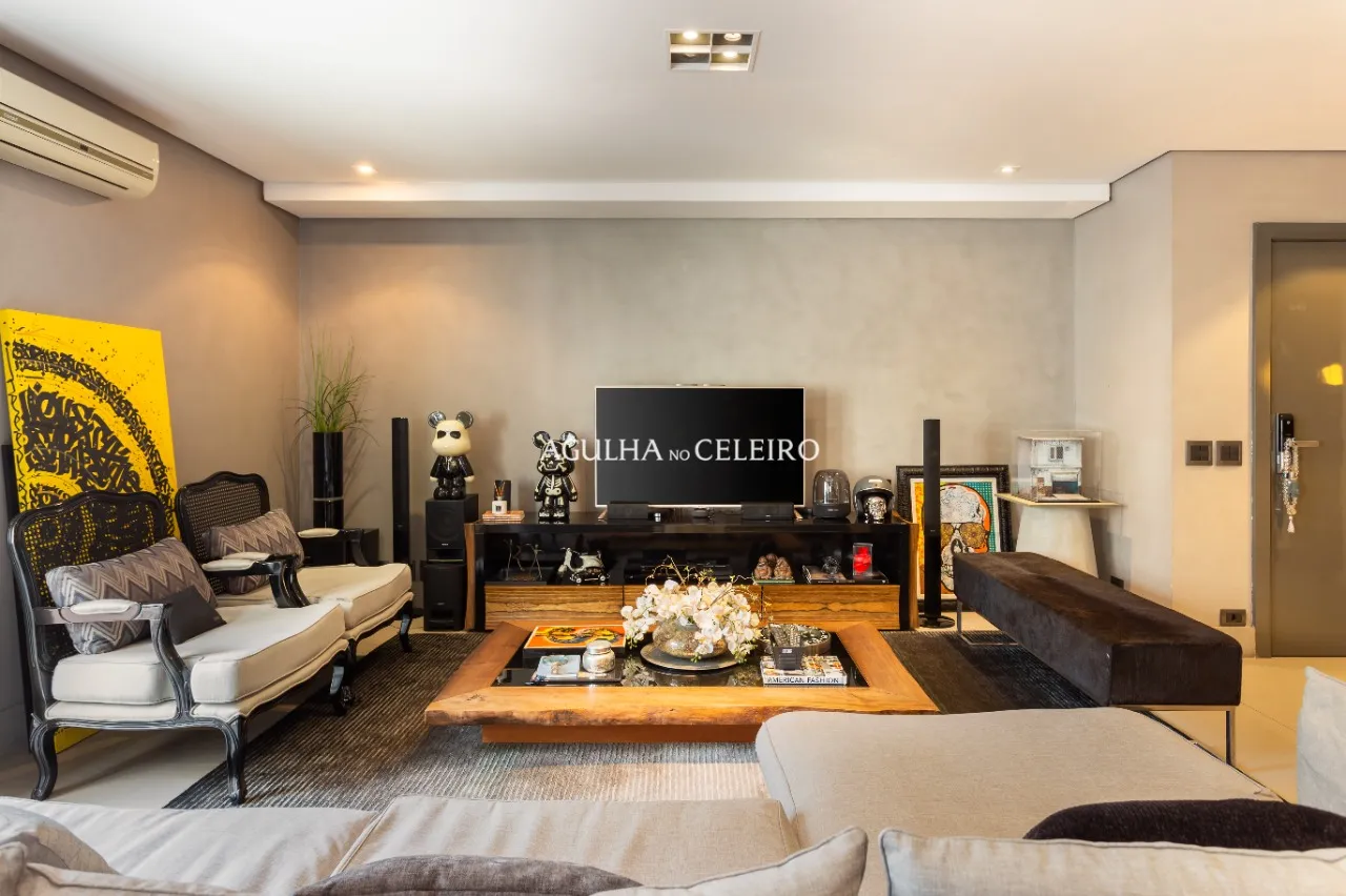 Apartamento duplex impecável pronto para morar em excelente localização. – AP7425