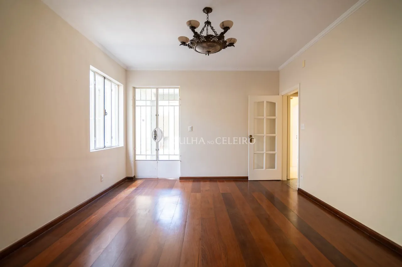 Casa ampla no Jardim Paulista. – CA0846