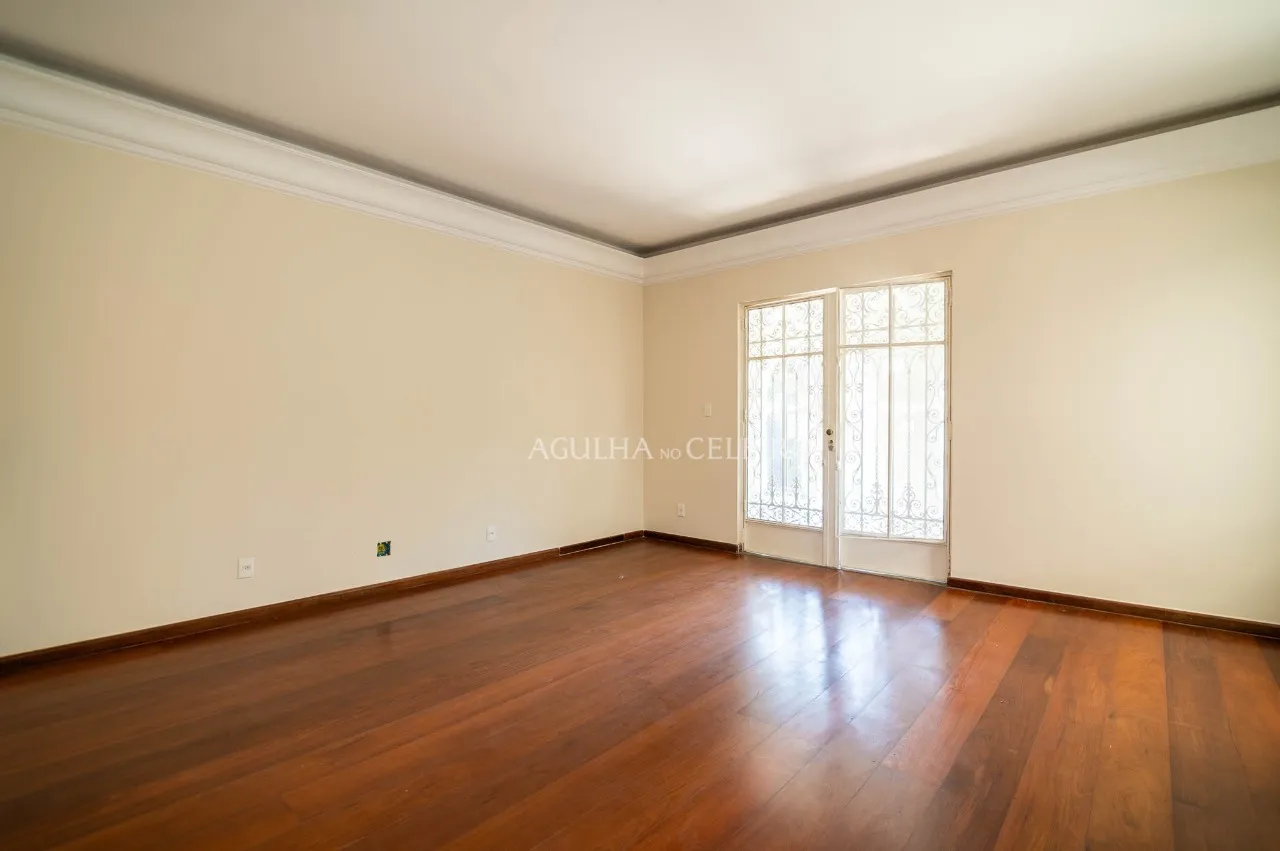 Casa ampla no Jardim Paulista. – CA0846