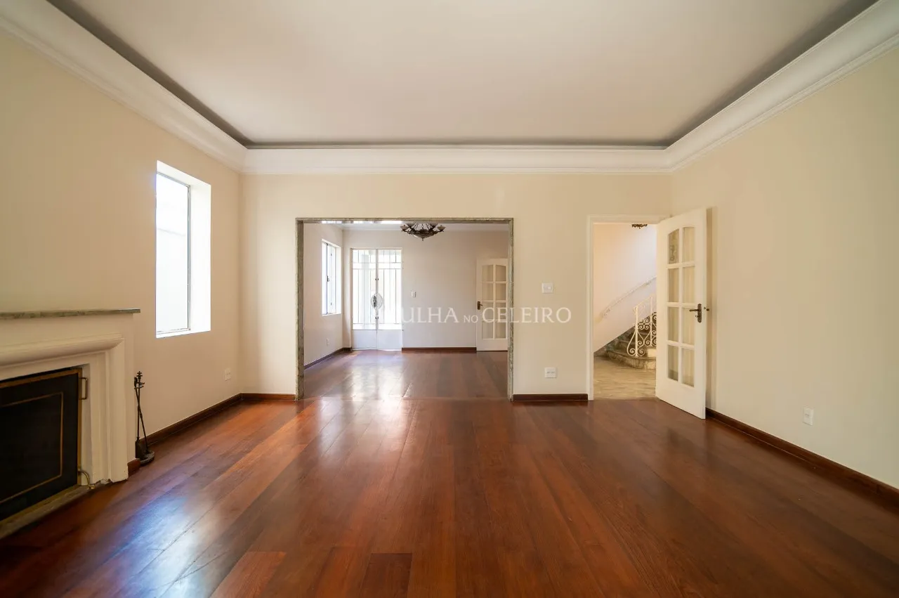 Casa ampla no Jardim Paulista. – CA0846