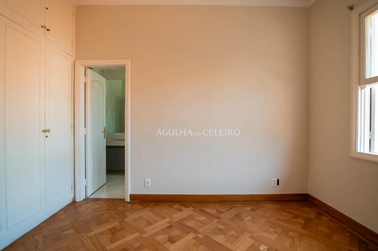 Casa ampla no Jardim Paulista. – CA0846