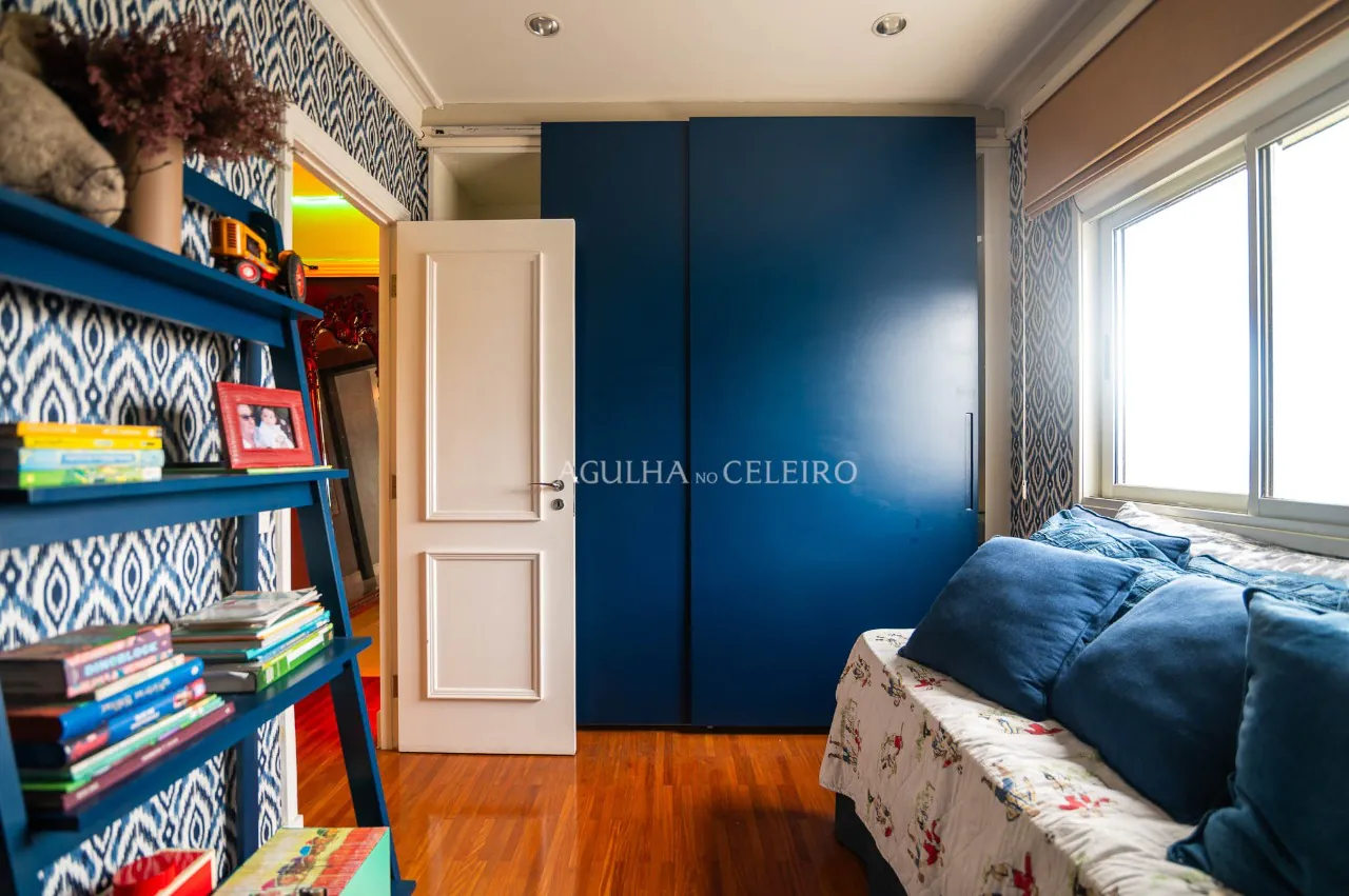 Cobertura deslumbrante em prédio cobiçado, no miolo do Jardim América. – CO0835