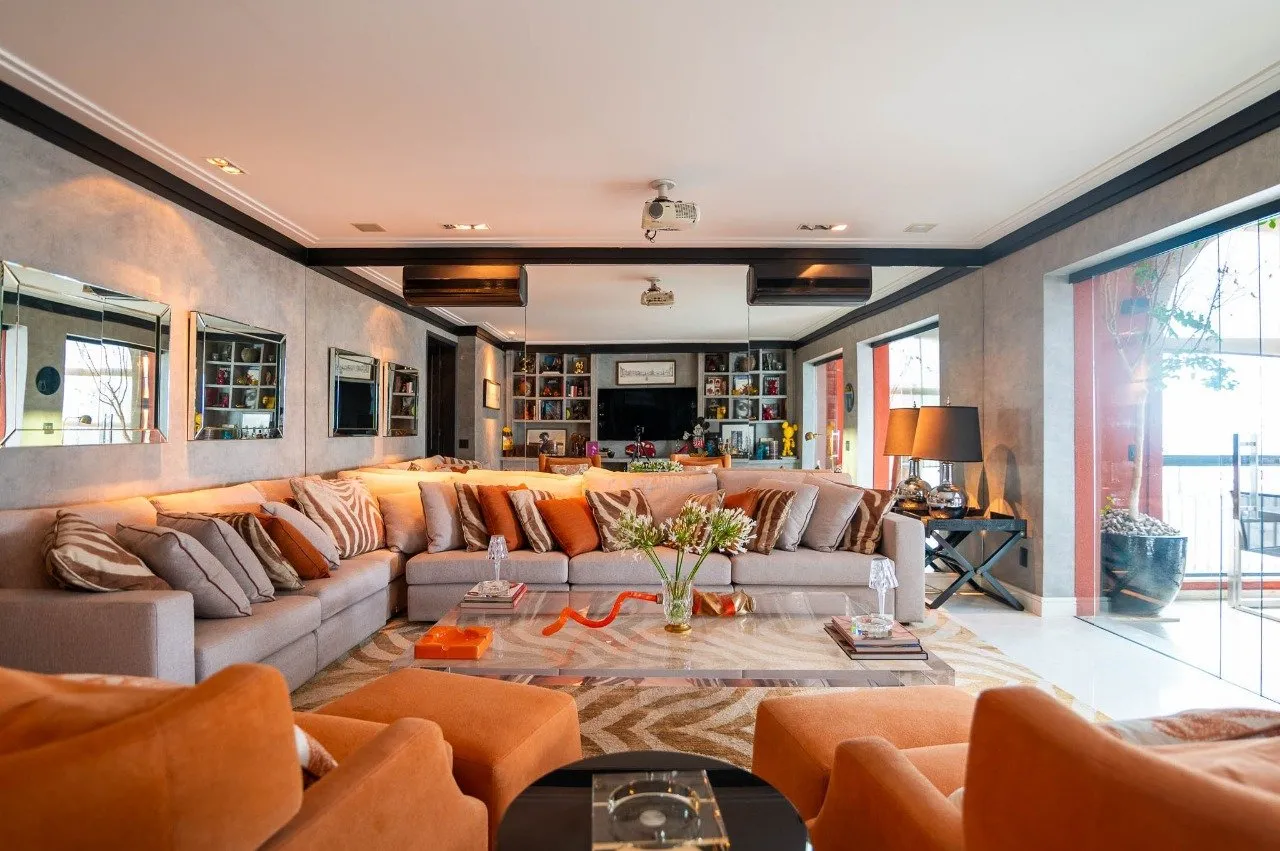 Cobertura deslumbrante em prédio cobiçado, no miolo do Jardim América. – CO0835