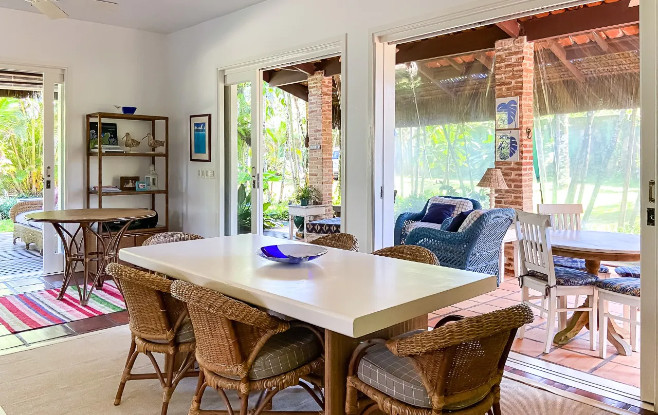 para-acordar-com-o-som-das-ondas-casa-super-charmosa-em-condominio-pe-na-areia-na-praia-da-baleia-18231-12