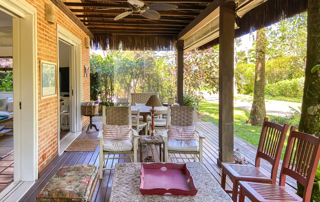 para-acordar-com-o-som-das-ondas-casa-super-charmosa-em-condominio-pe-na-areia-na-praia-da-baleia-18231-4