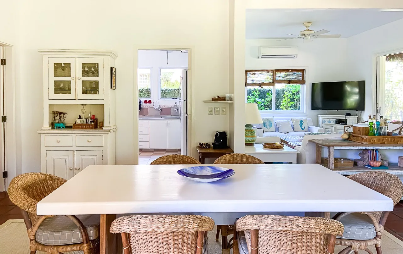 para-acordar-com-o-som-das-ondas-casa-super-charmosa-em-condominio-pe-na-areia-na-praia-da-baleia-18231-6