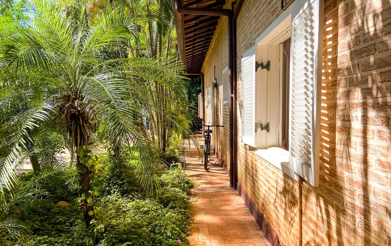 para-acordar-com-o-som-das-ondas-casa-super-charmosa-em-condominio-pe-na-areia-na-praia-da-baleia-18231-8