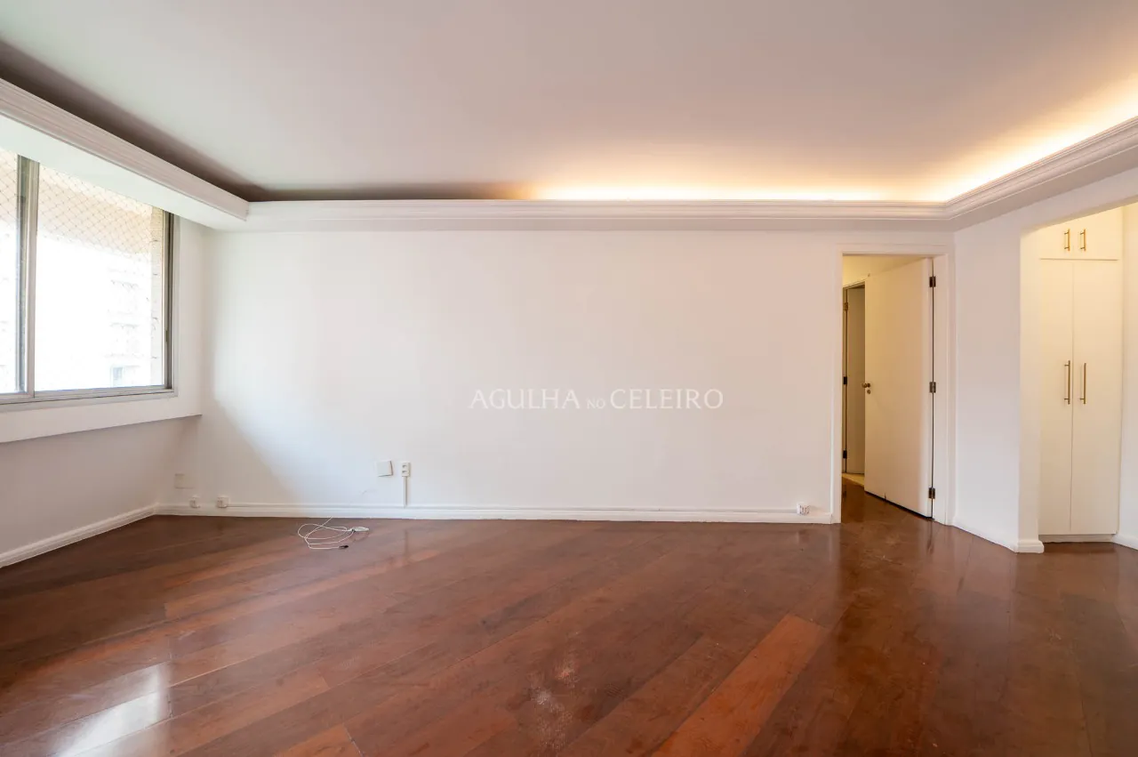 apartamento-amplo-no-coracao-do-itaim-bibi-18240-3