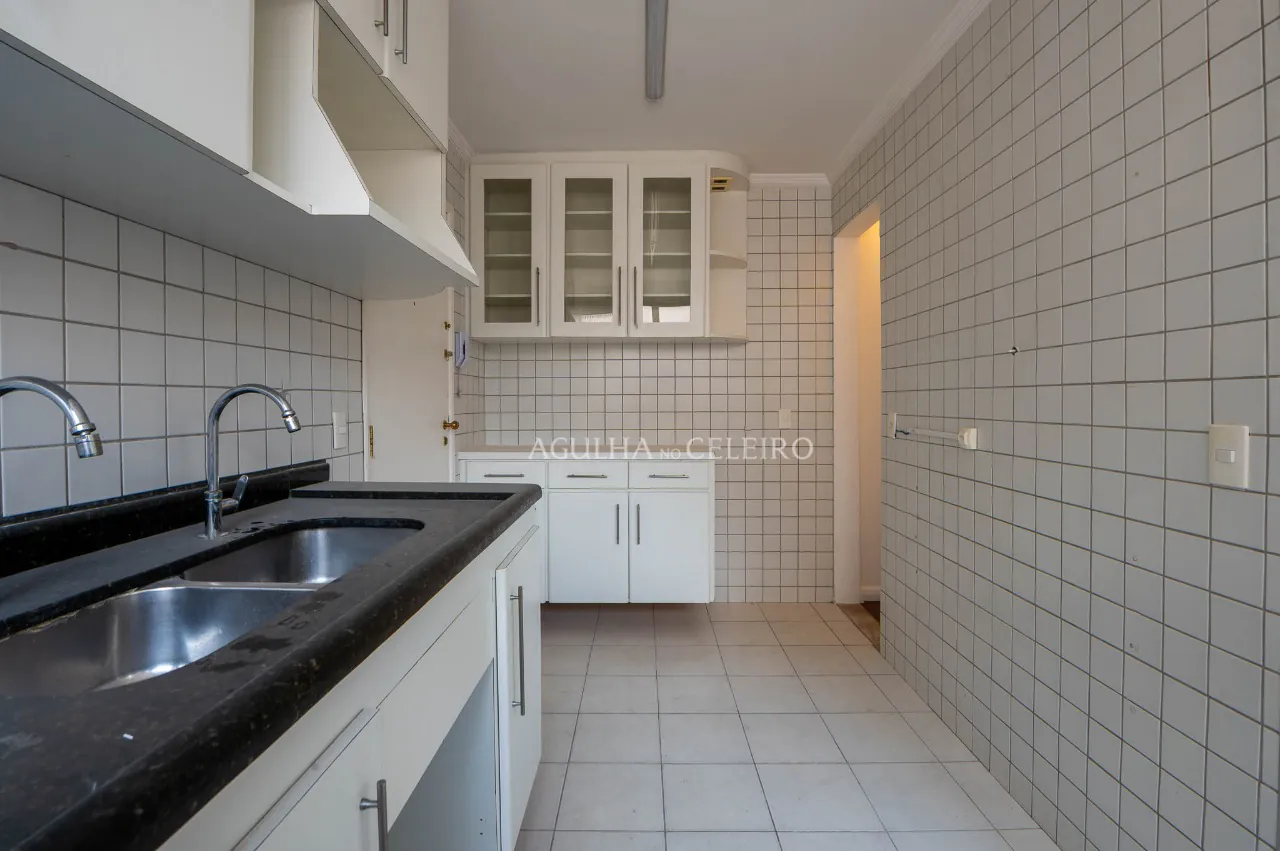 apartamento-amplo-no-coracao-do-itaim-bibi-18240-8