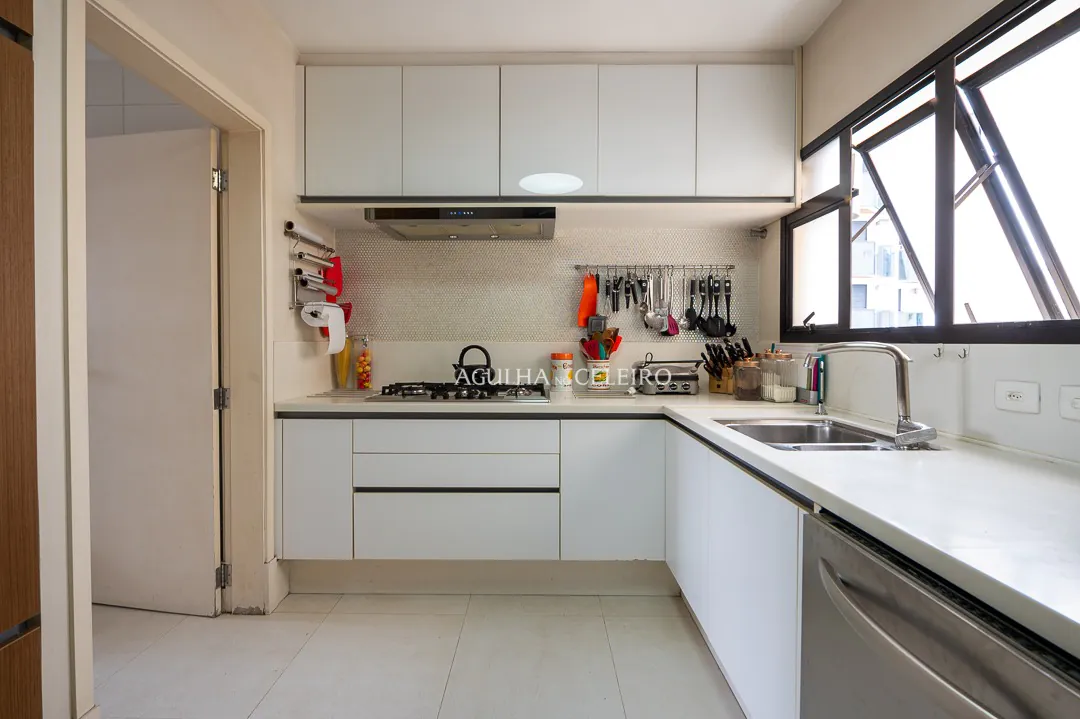 apartamento-reformado-a-venda-no-itaim-bibi-18277-5