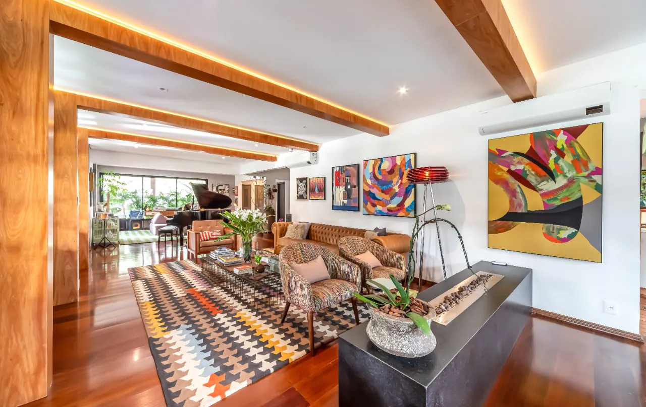 casa-em-alto-de-pinheiros-perfeita-para-relaxar-e-receber-amigos-com-terreno-generoso-e-muito-verde-18352-11