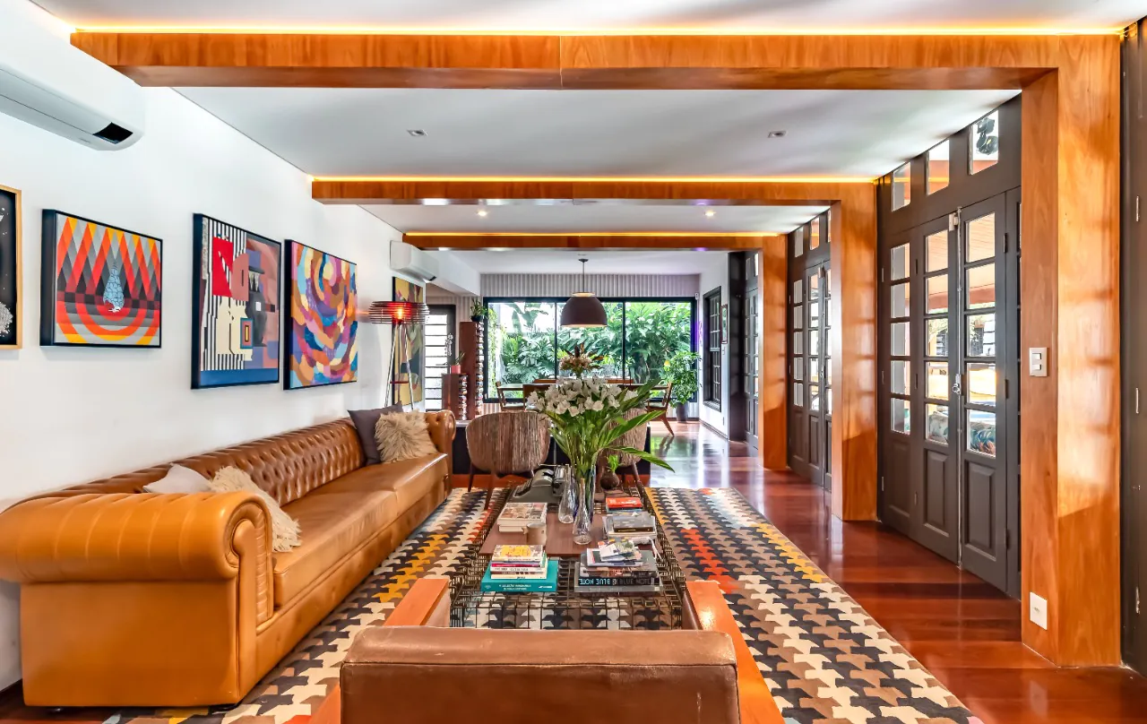 casa-em-alto-de-pinheiros-perfeita-para-relaxar-e-receber-amigos-com-terreno-generoso-e-muito-verde-18352-12