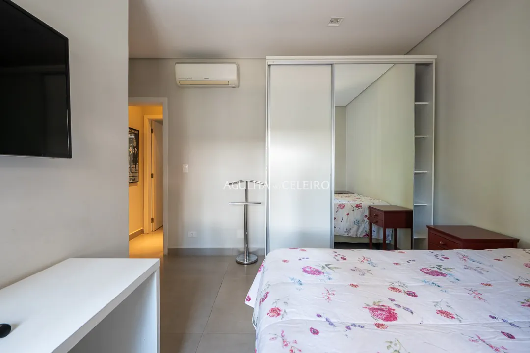 casa-em-vila-encantadora-a-venda-no-itaim-bibi-18131-11