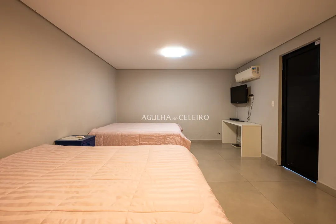 casa-em-vila-encantadora-a-venda-no-itaim-bibi-18131-14