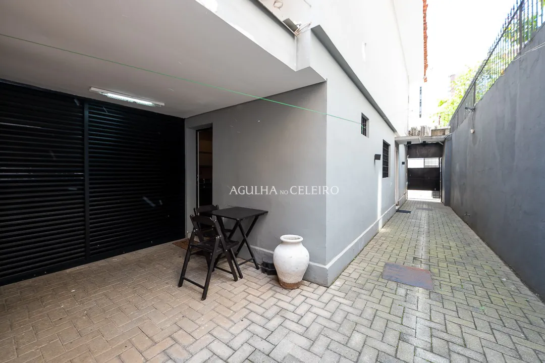 casa-em-vila-encantadora-a-venda-no-itaim-bibi-18131-7