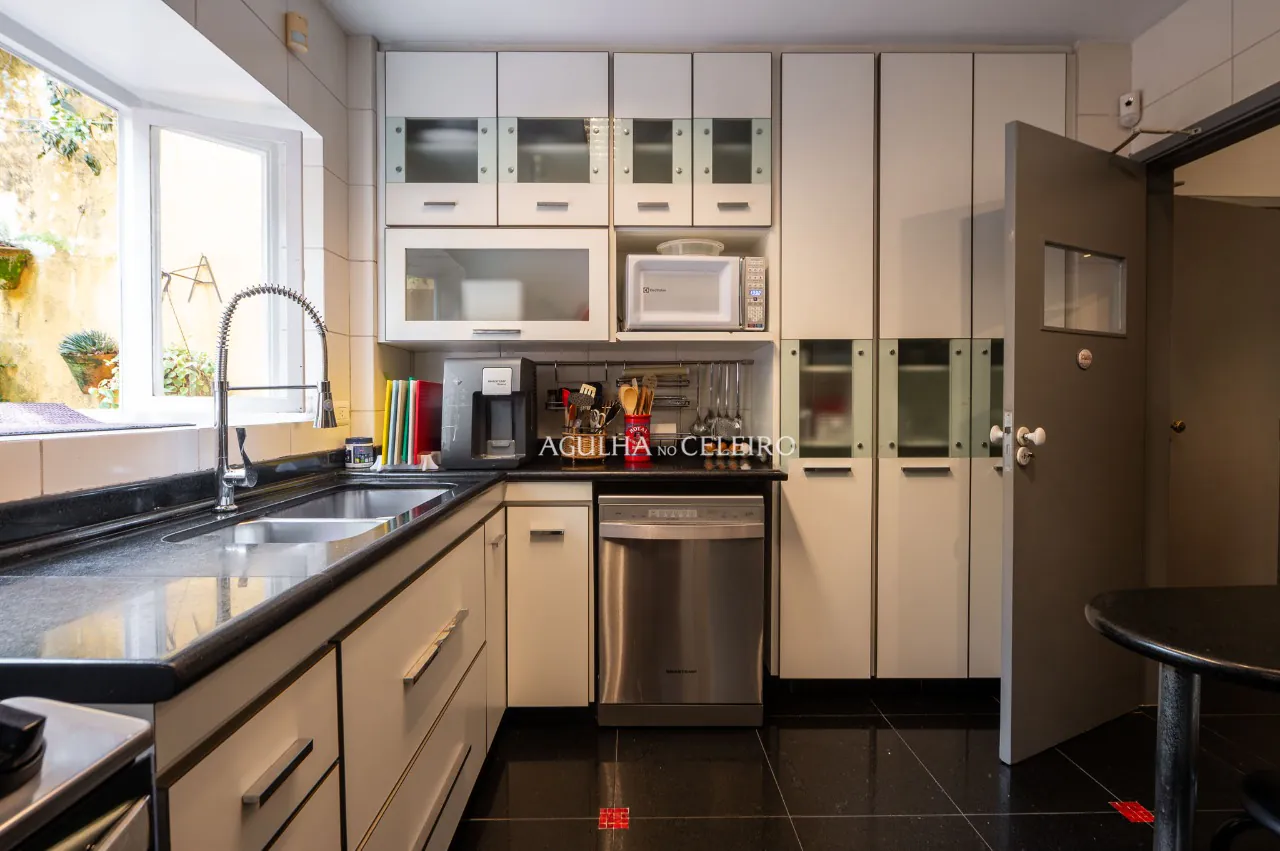 casa-linda-e-aconchegante-a-venda-no-alto-de-pinheiros-18424-6