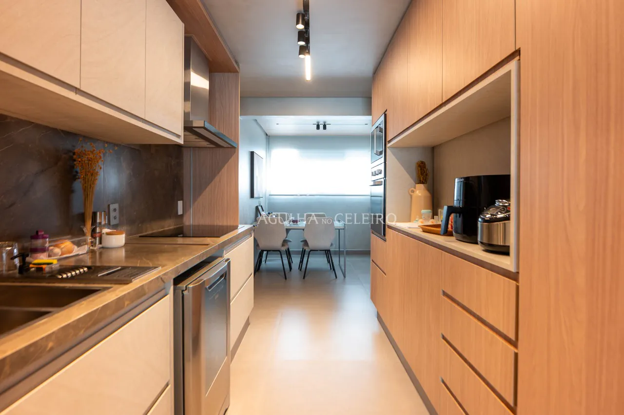 Apartamento maravilhoso com varanda gourmet à venda em Moema – 15575