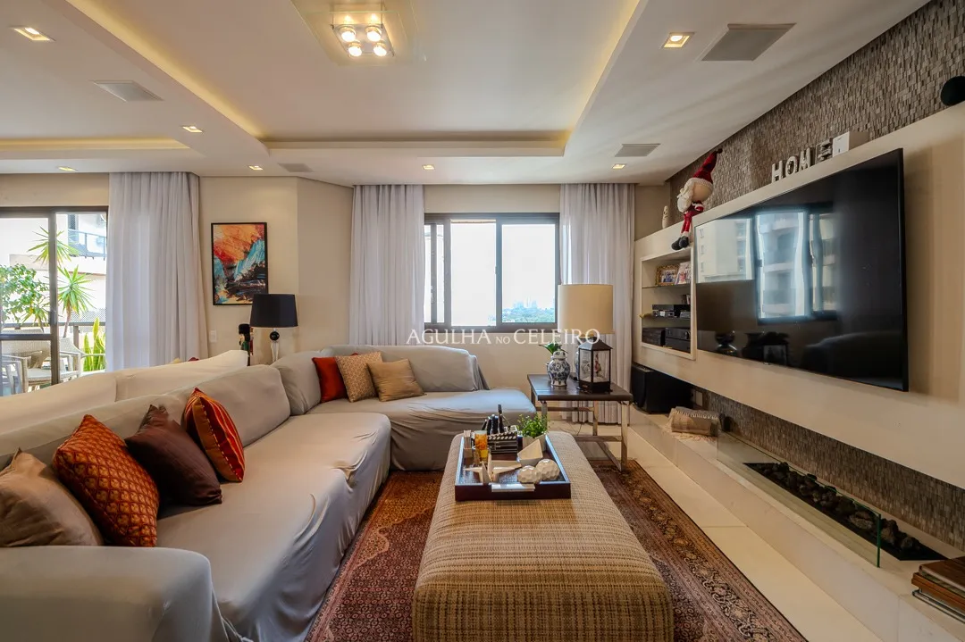 Apartamento reformado à venda no Itaim Bibi – 18277