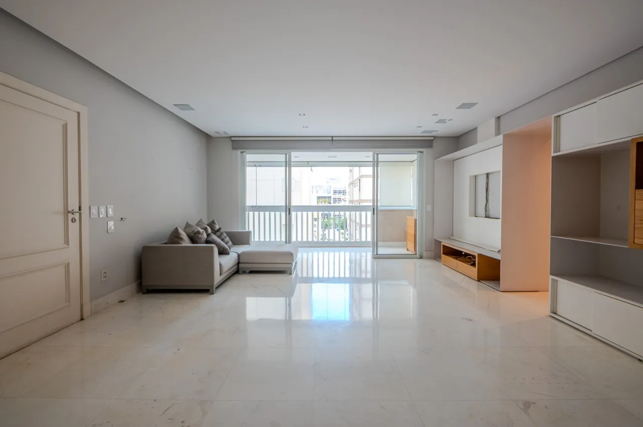 Apartamento à venda em prédio com Lazer no Jardim América. – 18297