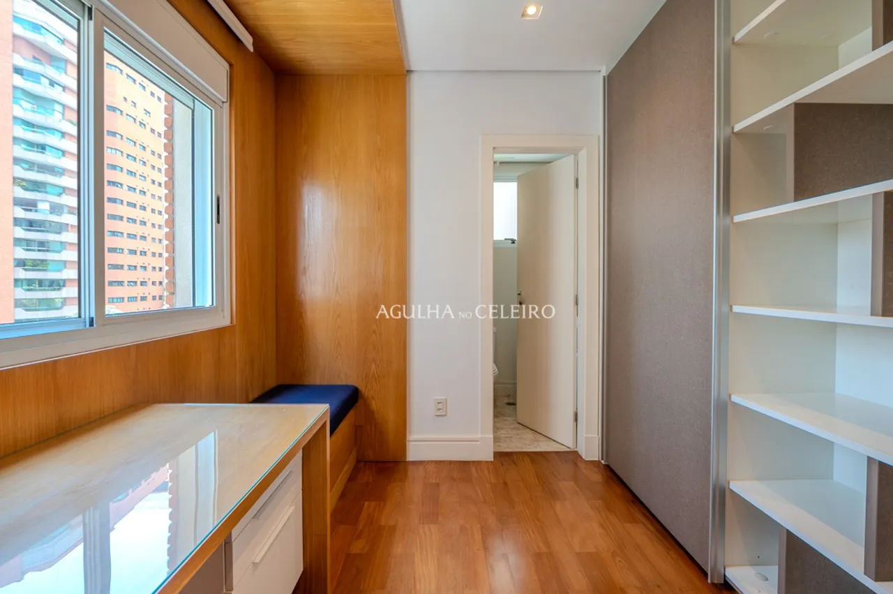 Apartamento à venda em prédio com Lazer no Jardim América. – 18297