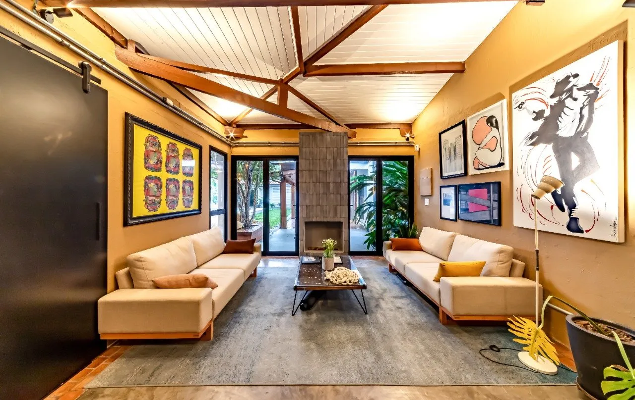 Casa em Alto de Pinheiros perfeita para relaxar e receber amigos, com terreno generoso e muito verde – 18352 - IMG_0123