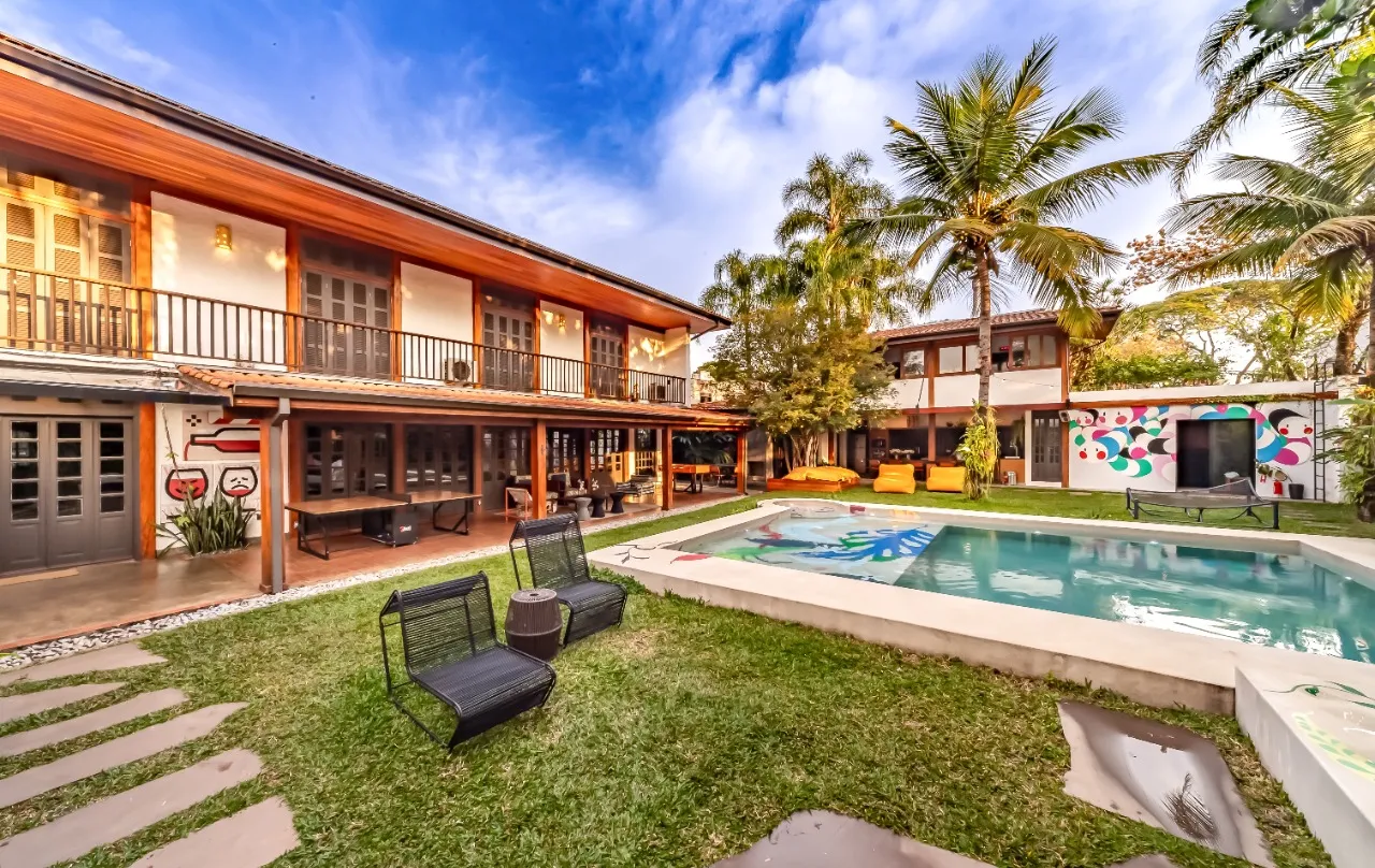 Casa em Alto de Pinheiros perfeita para relaxar e receber amigos, com terreno generoso e muito verde – 18352 - IMG_0109