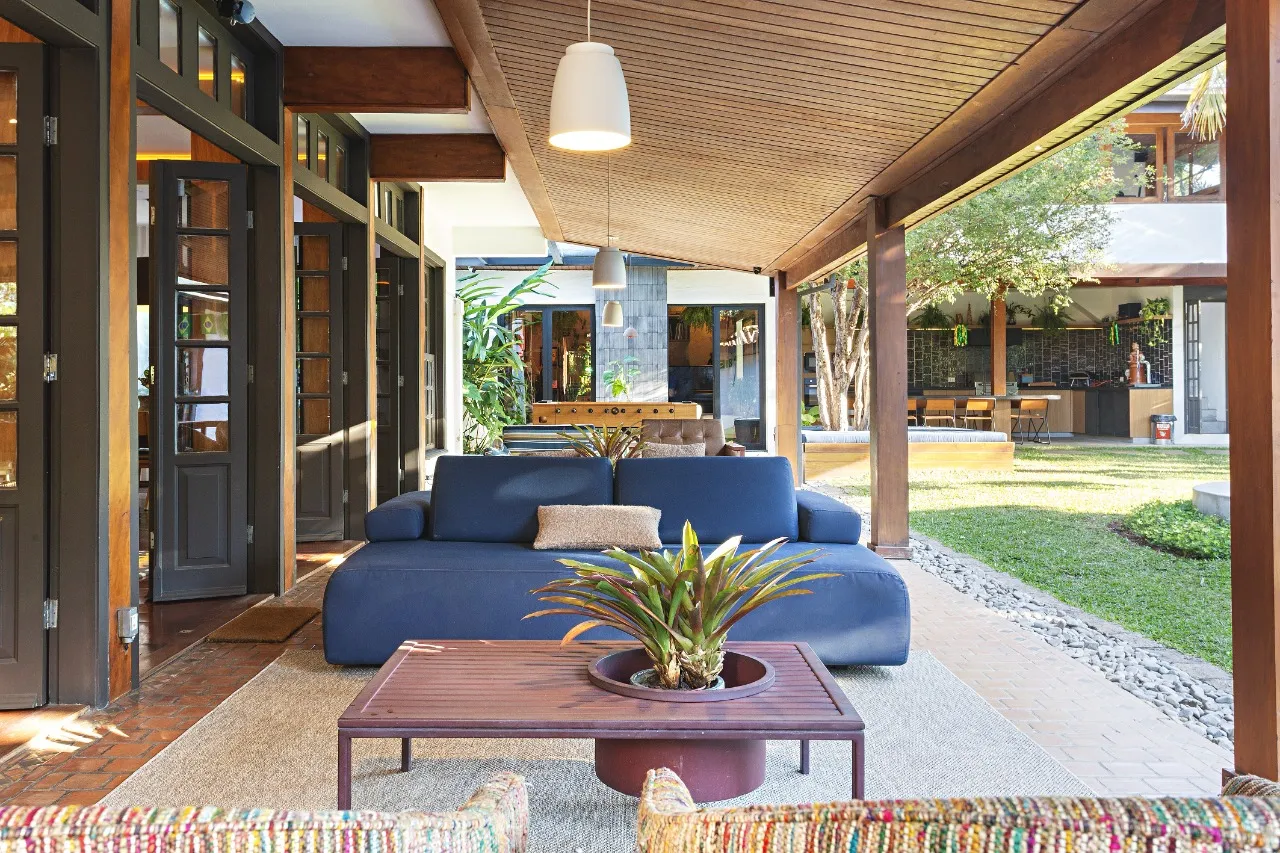 Casa em Alto de Pinheiros perfeita para relaxar e receber amigos, com terreno generoso e muito verde – 18352