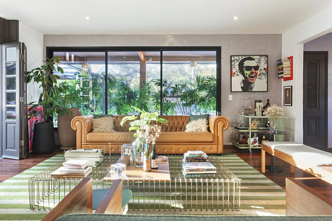 Casa em Alto de Pinheiros perfeita para relaxar e receber amigos, com terreno generoso e muito verde – 18352