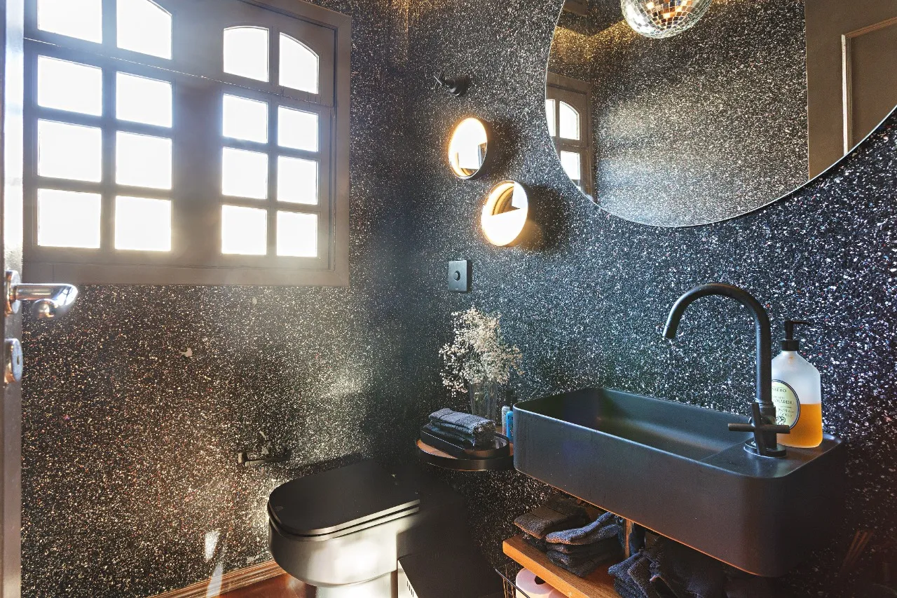 Casa em Alto de Pinheiros perfeita para relaxar e receber amigos, com terreno generoso e muito verde – 18352