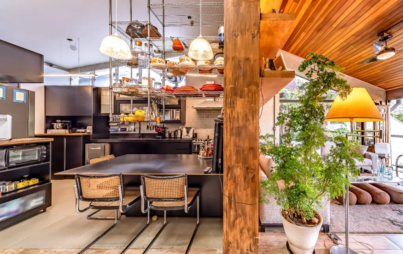 Casa com ambientes modernos e uma vista de se apaixonar, em excelente localização da Vila Madalena. – 18416 - IMG_0014