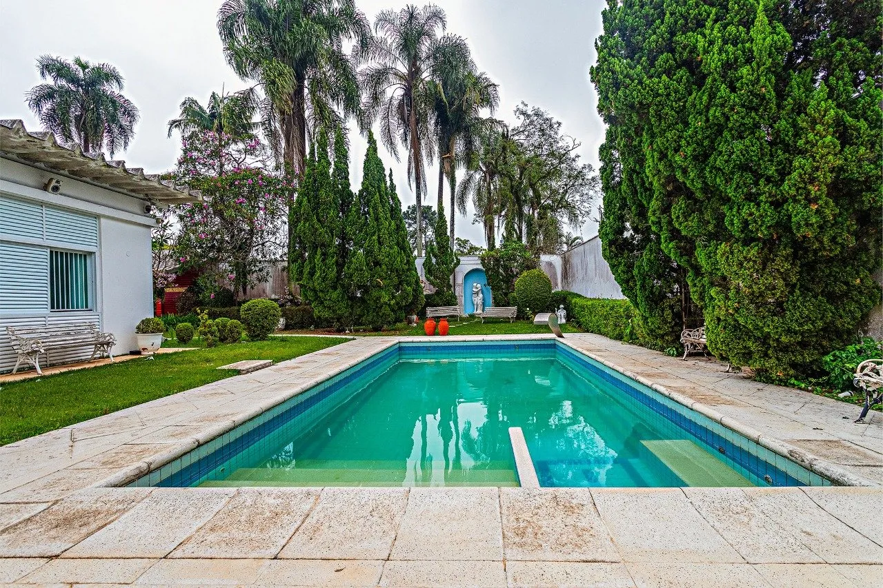 Casa térrea com amplo jardim e espaço gourmet em rua tranquila – 18420 - IMG_8506