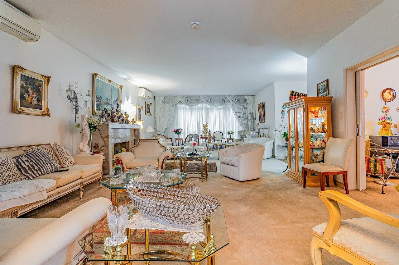 Casa térrea com amplo jardim e espaço gourmet em rua tranquila – 18420 - IMG_8573