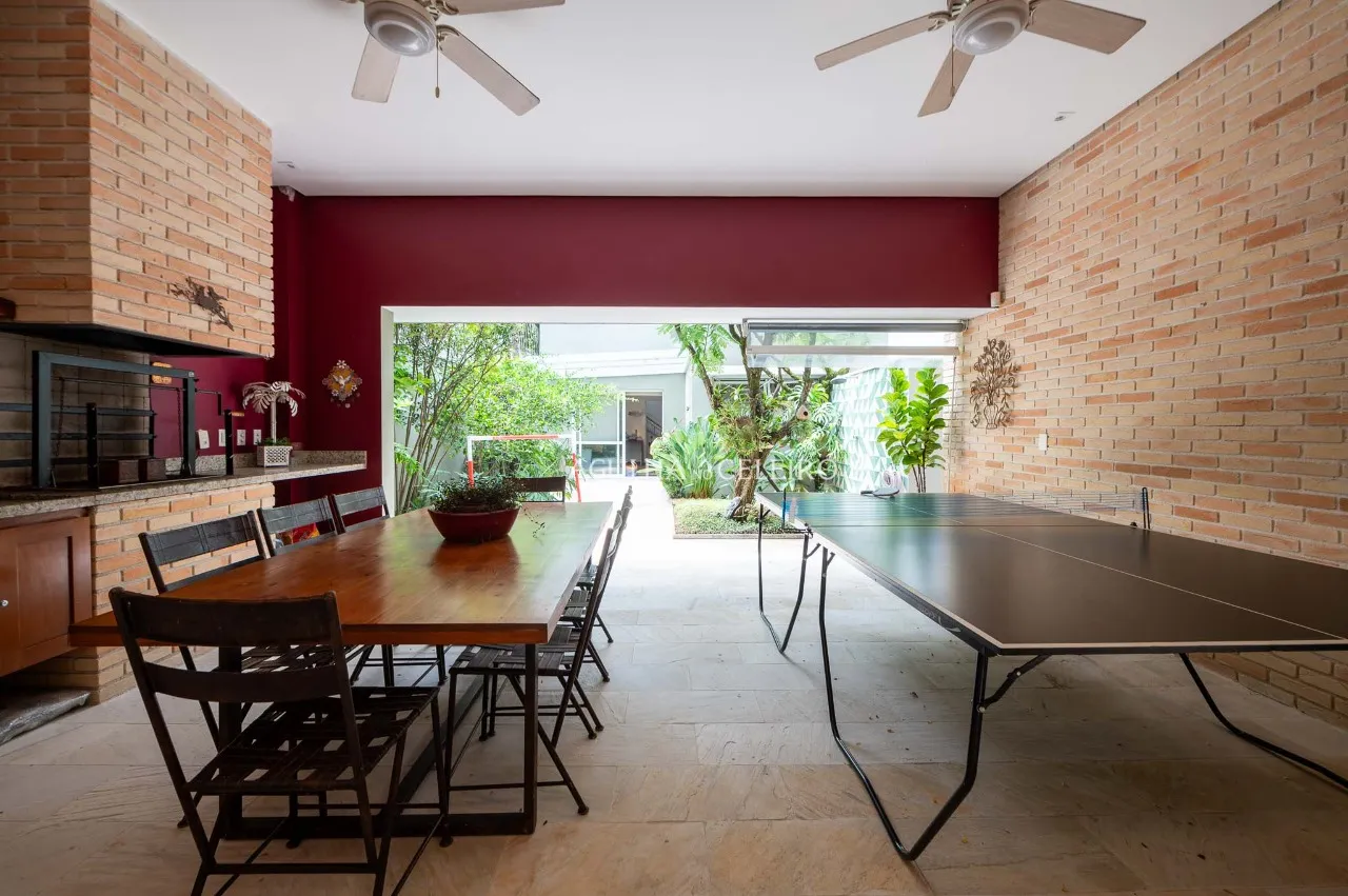 Casa encantadora à venda no Jardim Lusitânia – 18429