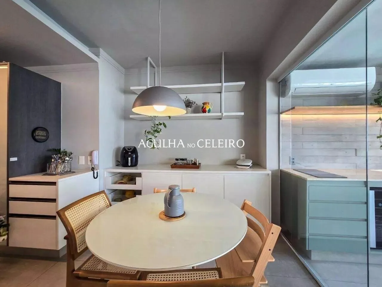 Apartamento com varanda gourmet para alugar no Campo Belo – 21274