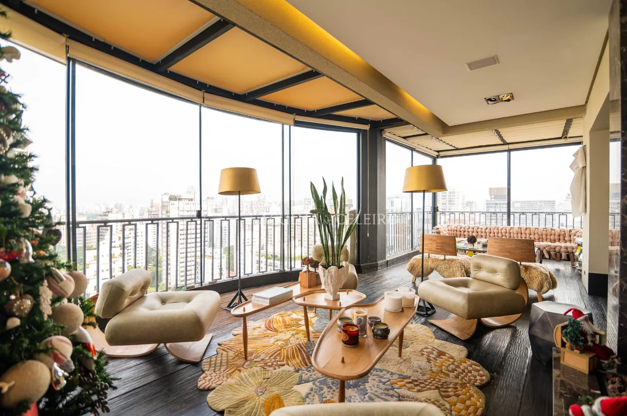 Triplex Singular à venda na Vila Nova Conceição – 8812