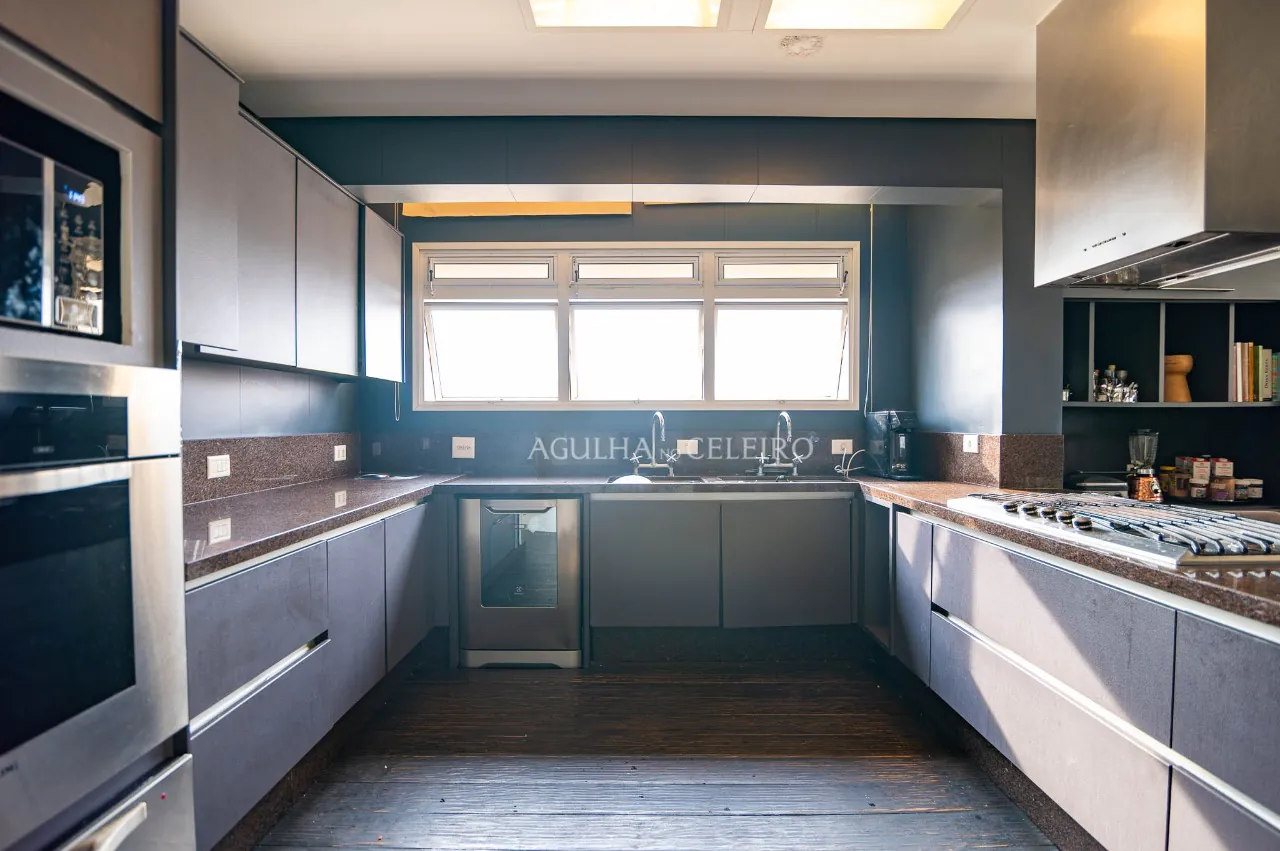 Triplex Singular à venda na Vila Nova Conceição – 8812