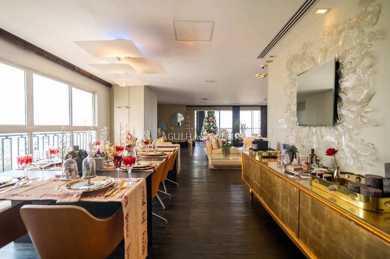 Triplex Singular à venda na Vila Nova Conceição – 8812