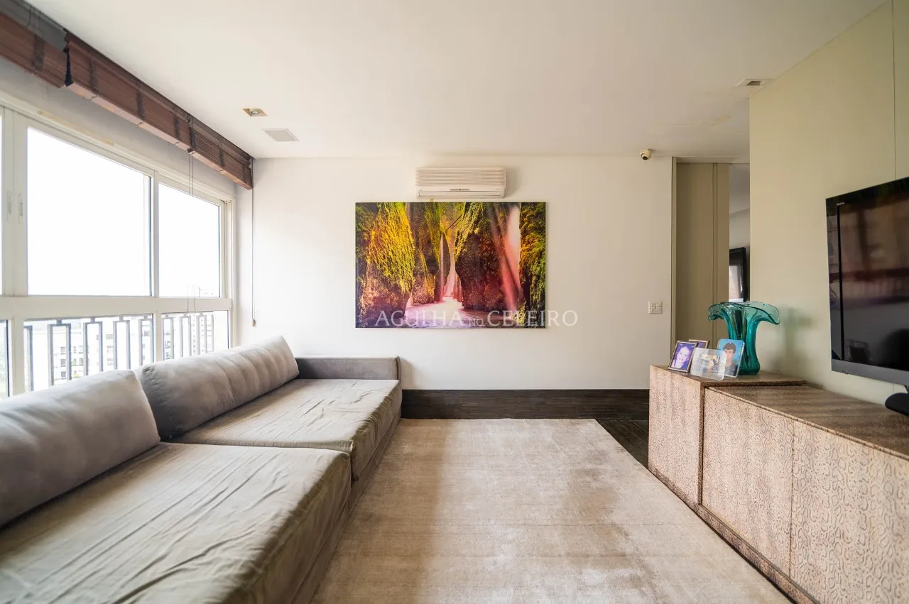 Triplex Singular à venda na Vila Nova Conceição – 8812