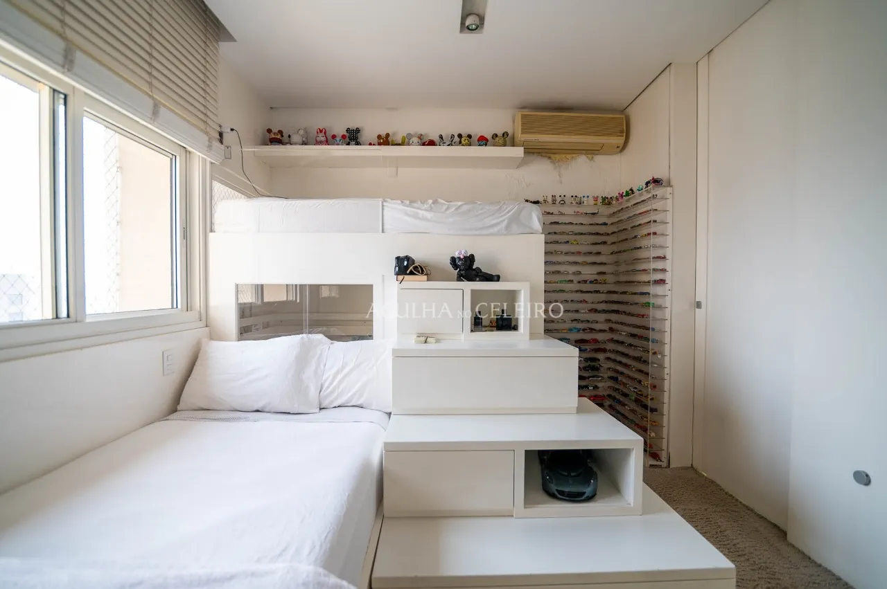 Triplex Singular à venda na Vila Nova Conceição – 8812