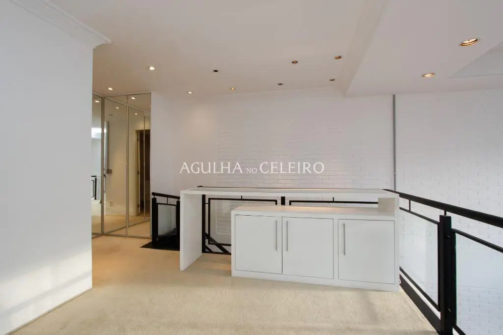 Apartamento à venda em prédio cobiçado do Jardim America. – AP7428