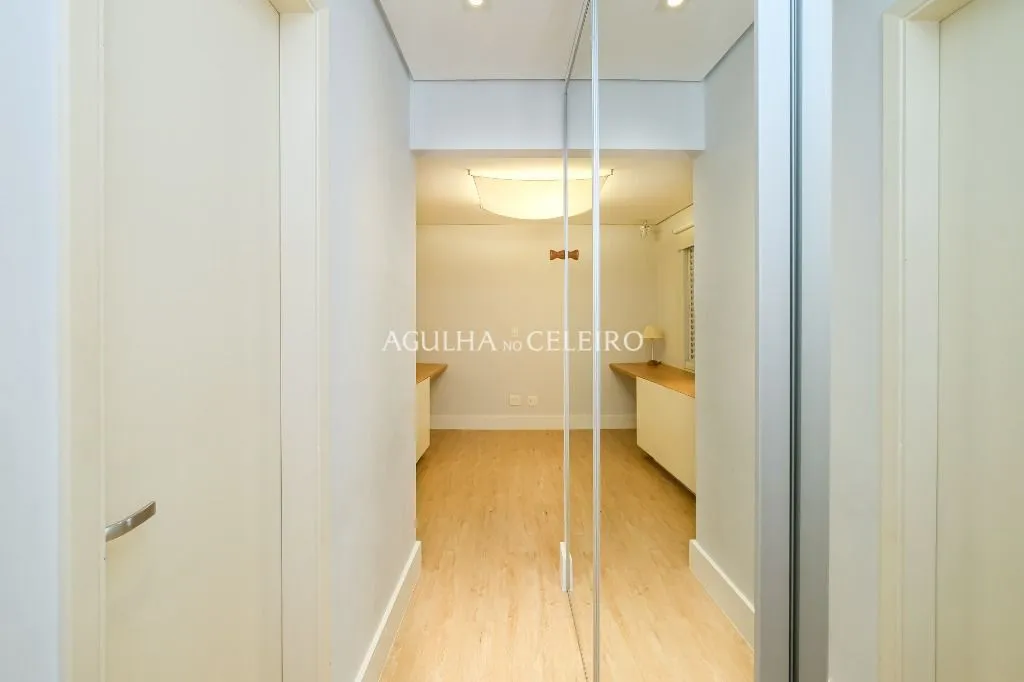 Lazer completo em duplex imperdível totalmente reformado à venda em Pinheiros. – AP7577