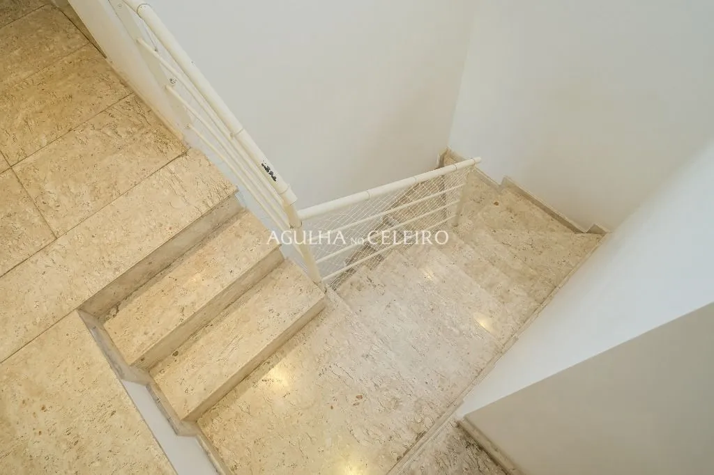 Lazer completo em duplex imperdível totalmente reformado à venda em Pinheiros. – AP7577
