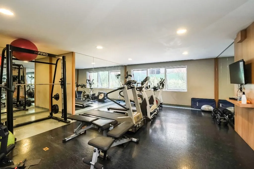 Lazer completo em duplex imperdível totalmente reformado à venda em Pinheiros. – AP7577