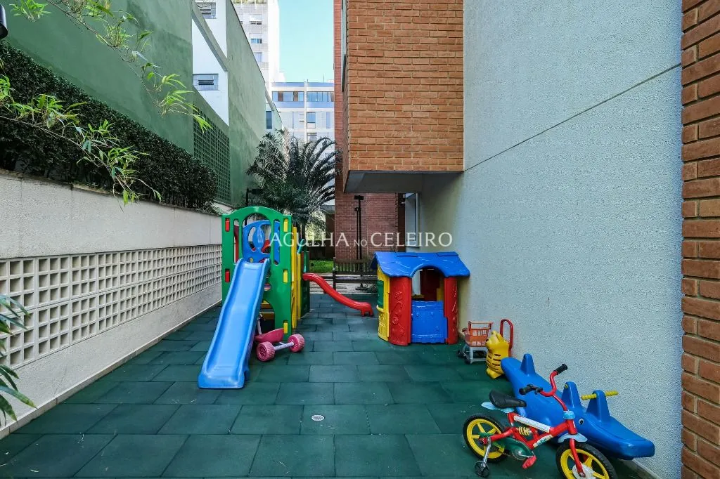 Lazer completo em duplex imperdível totalmente reformado à venda em Pinheiros. – AP7577