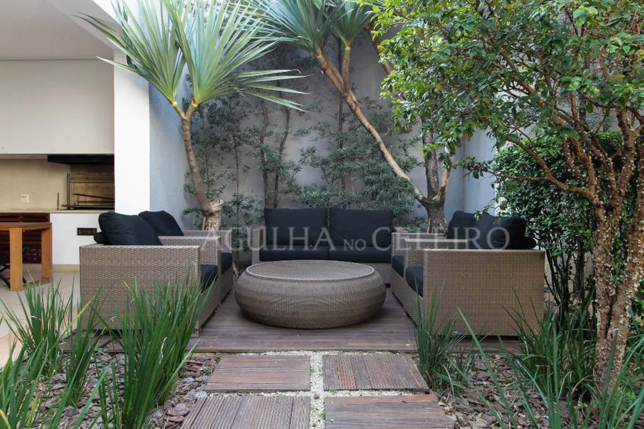 Casa familiar em localização privilegiada à venda no Jardim Paulistano. – CA0366