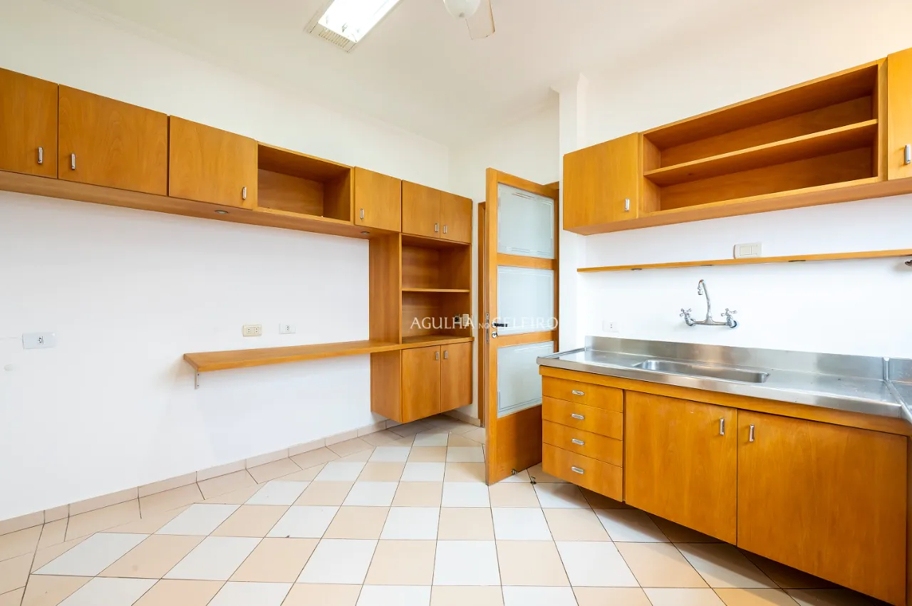 Cobertura duplex com terraço bárbaro à venda no Jardim America. – CO0078