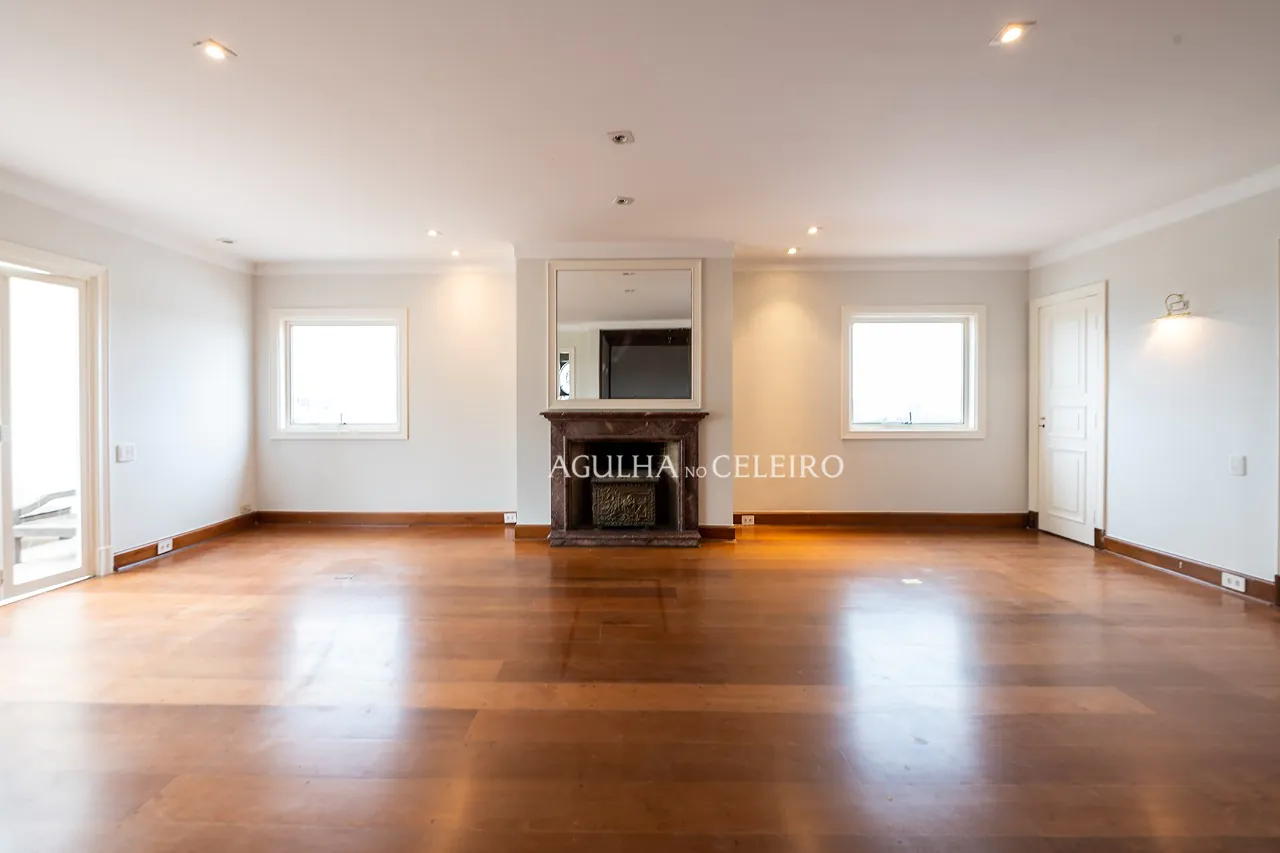 Cobertura duplex com terraço bárbaro à venda no Jardim America. – CO0078